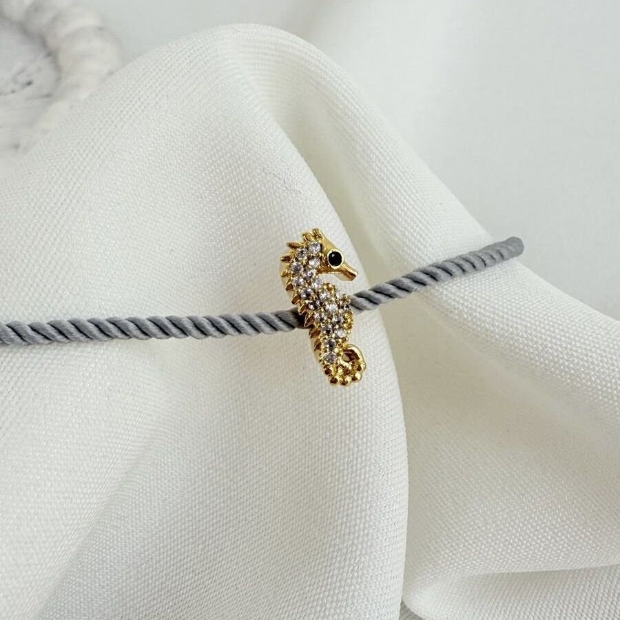 Kararmaz Şans Bilekliği Deniz Atı Gri İpli